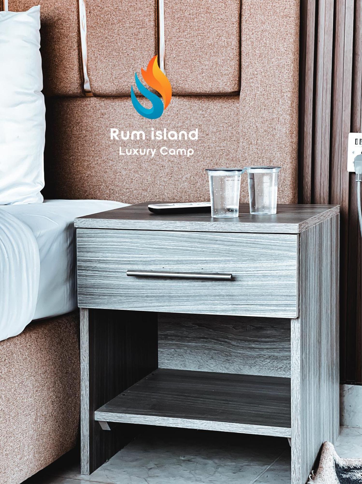Rum Island Luxury Camp & Bubbles Hotel Wadi Rum Ngoại thất bức ảnh